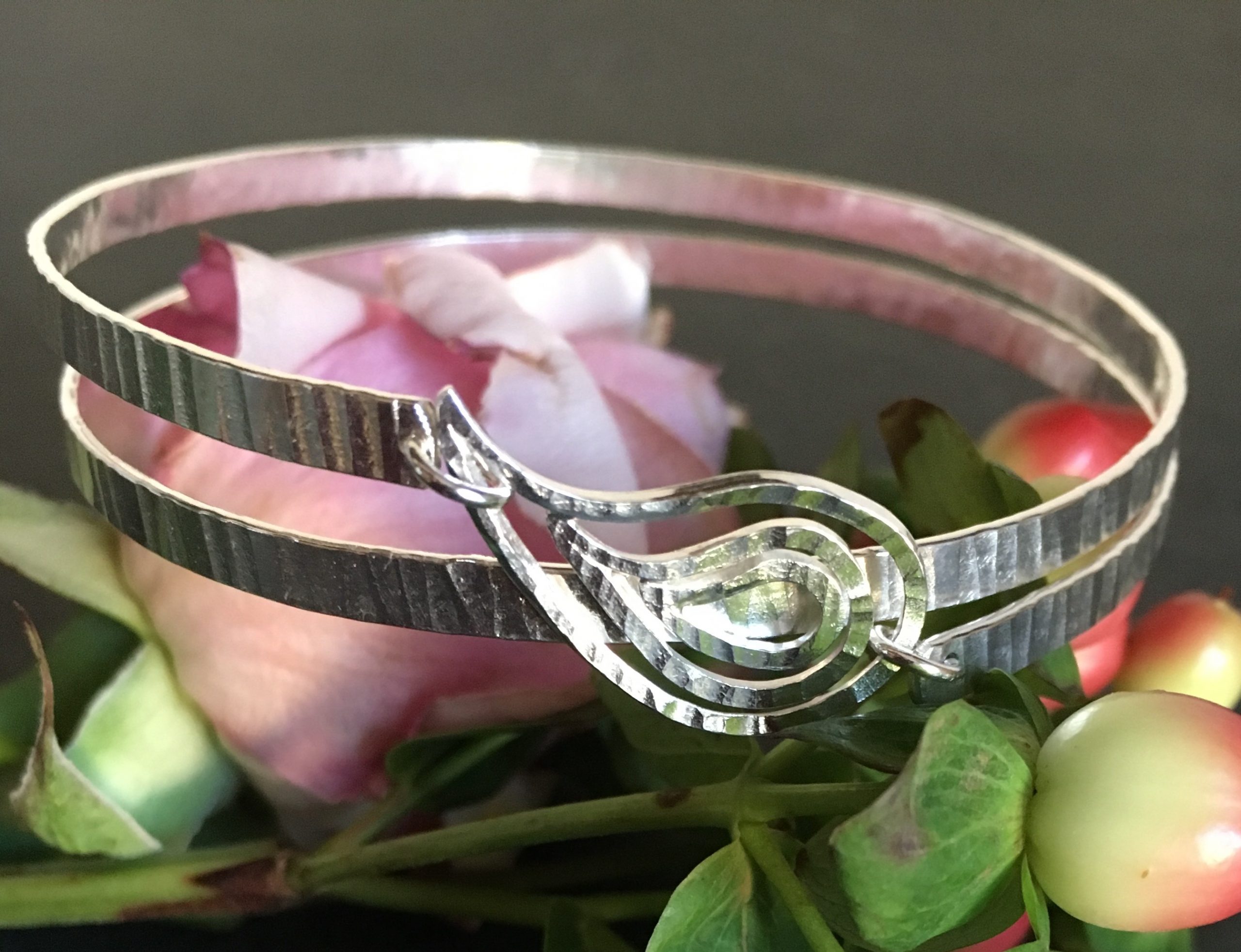 Hammered paisley bangle