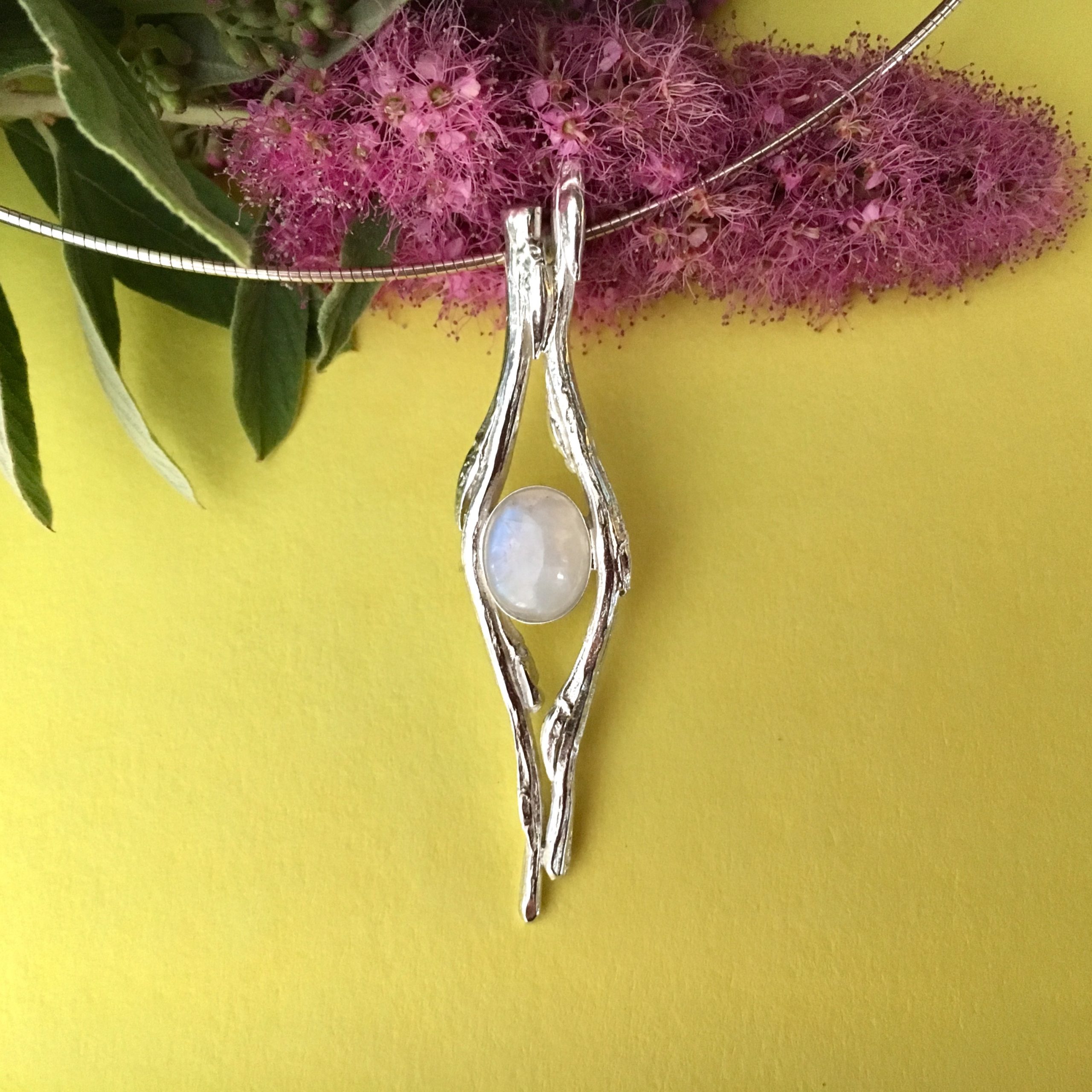 Cast willow necklace with moonstone