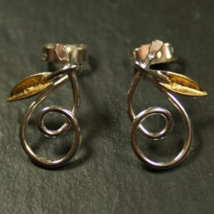 Botanics Loop Stud Earrings