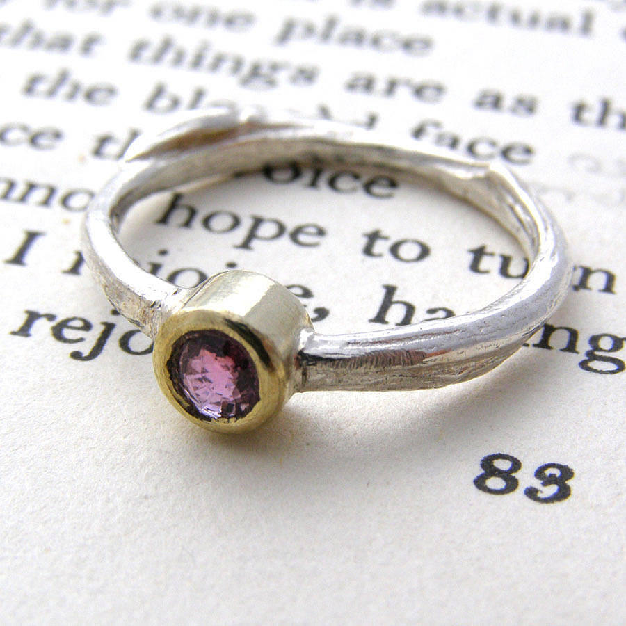 Cast willow ring with rhodolite in gold