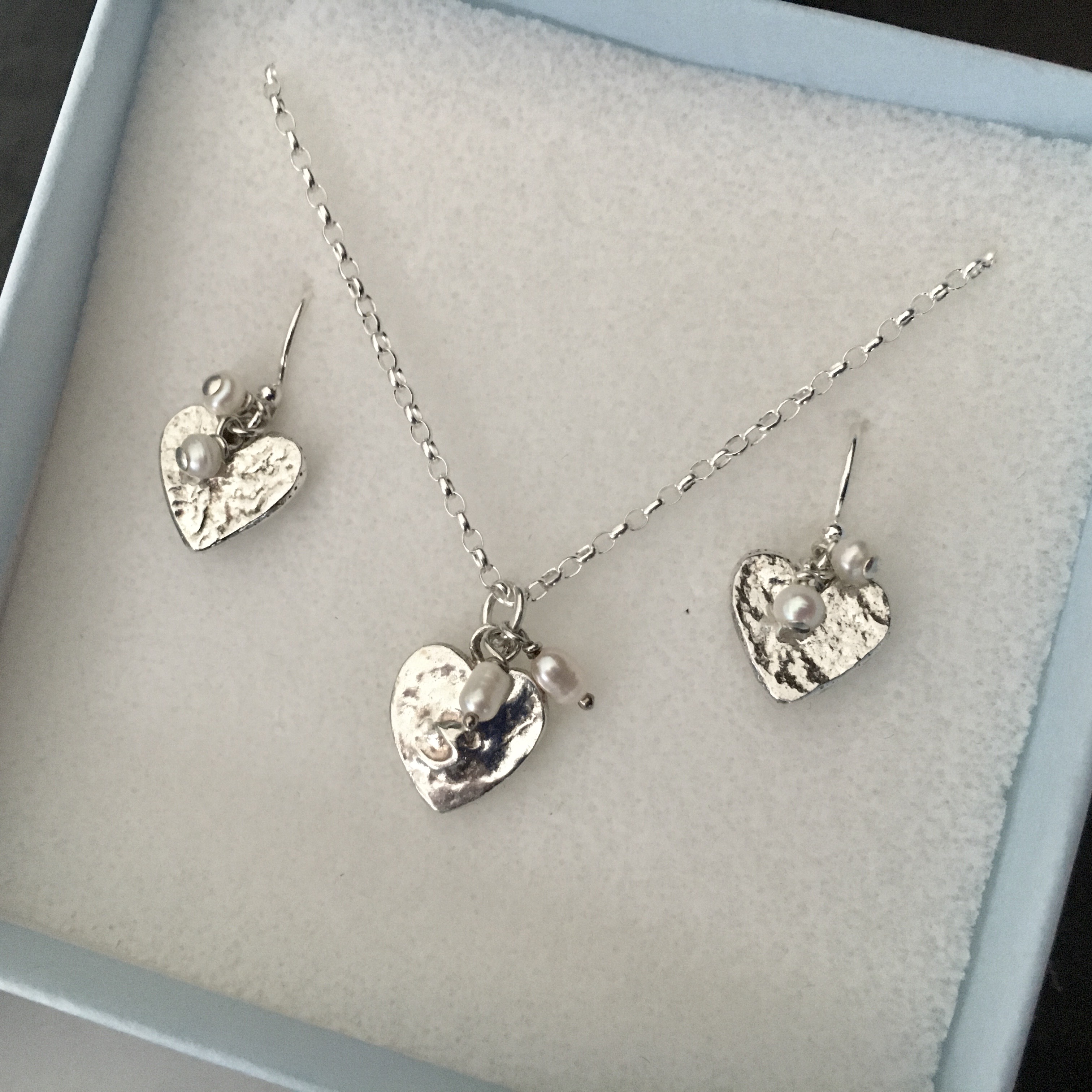 Reticulated heart set