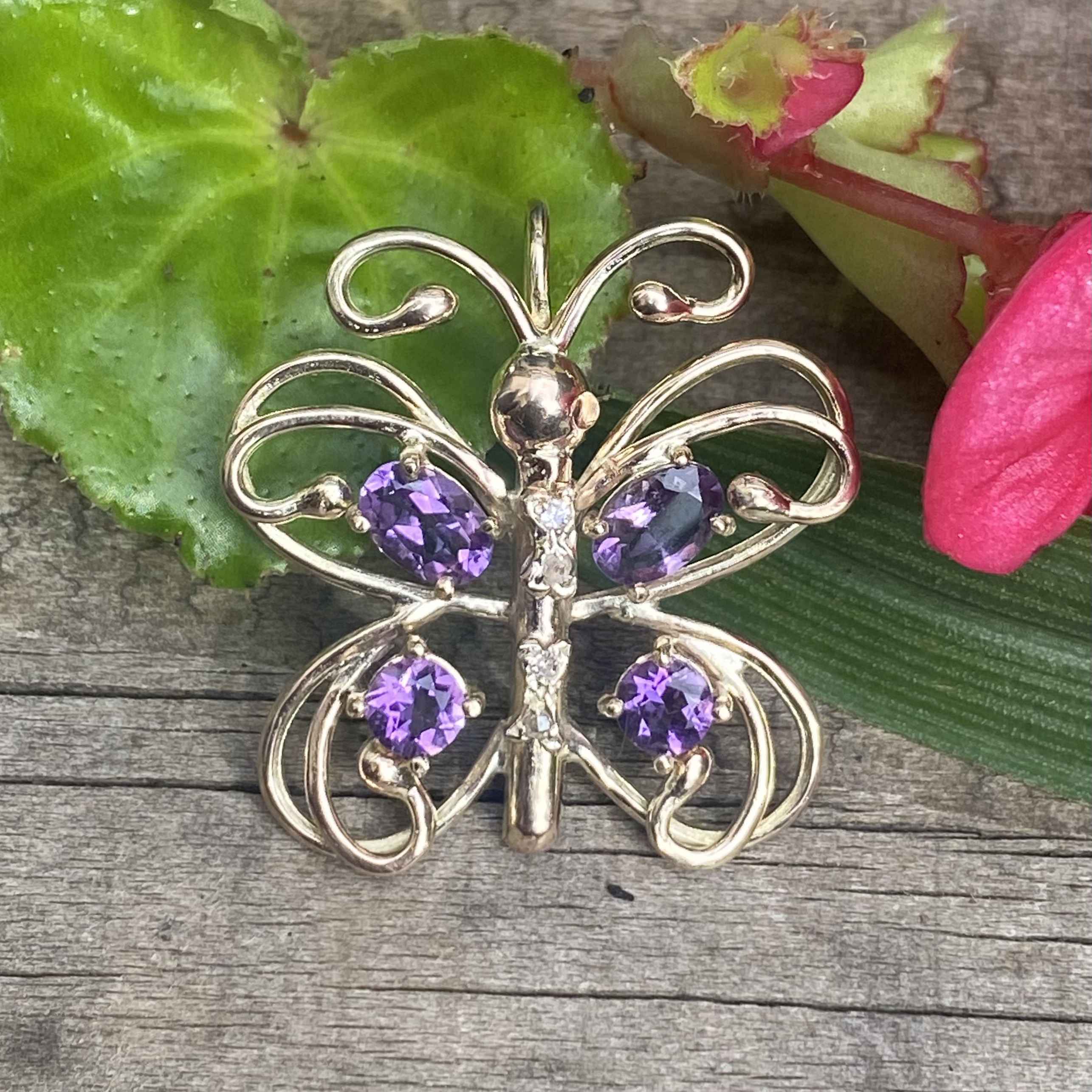 Gold & amethyst butterfly pendant