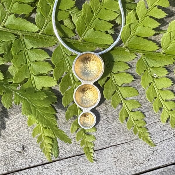 Small triple gold leaf dome pendant - Image 2