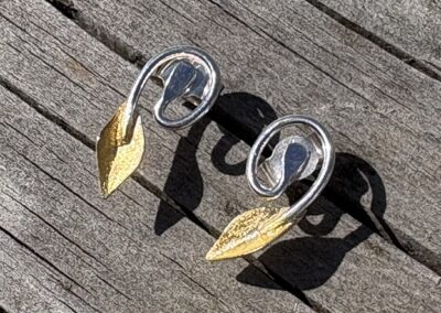 Botanics spiral studs