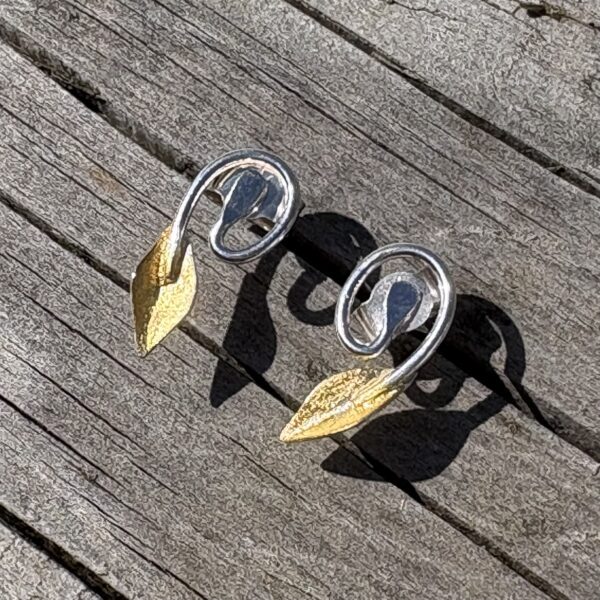 Botanics spiral studs