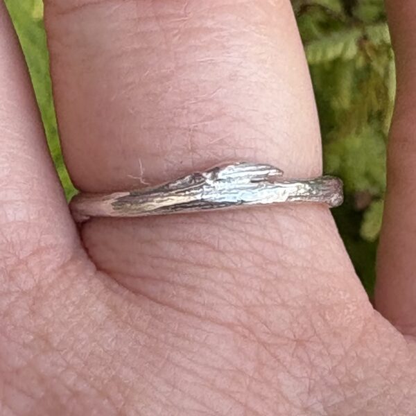 Single cast willow ring band - Image 3
